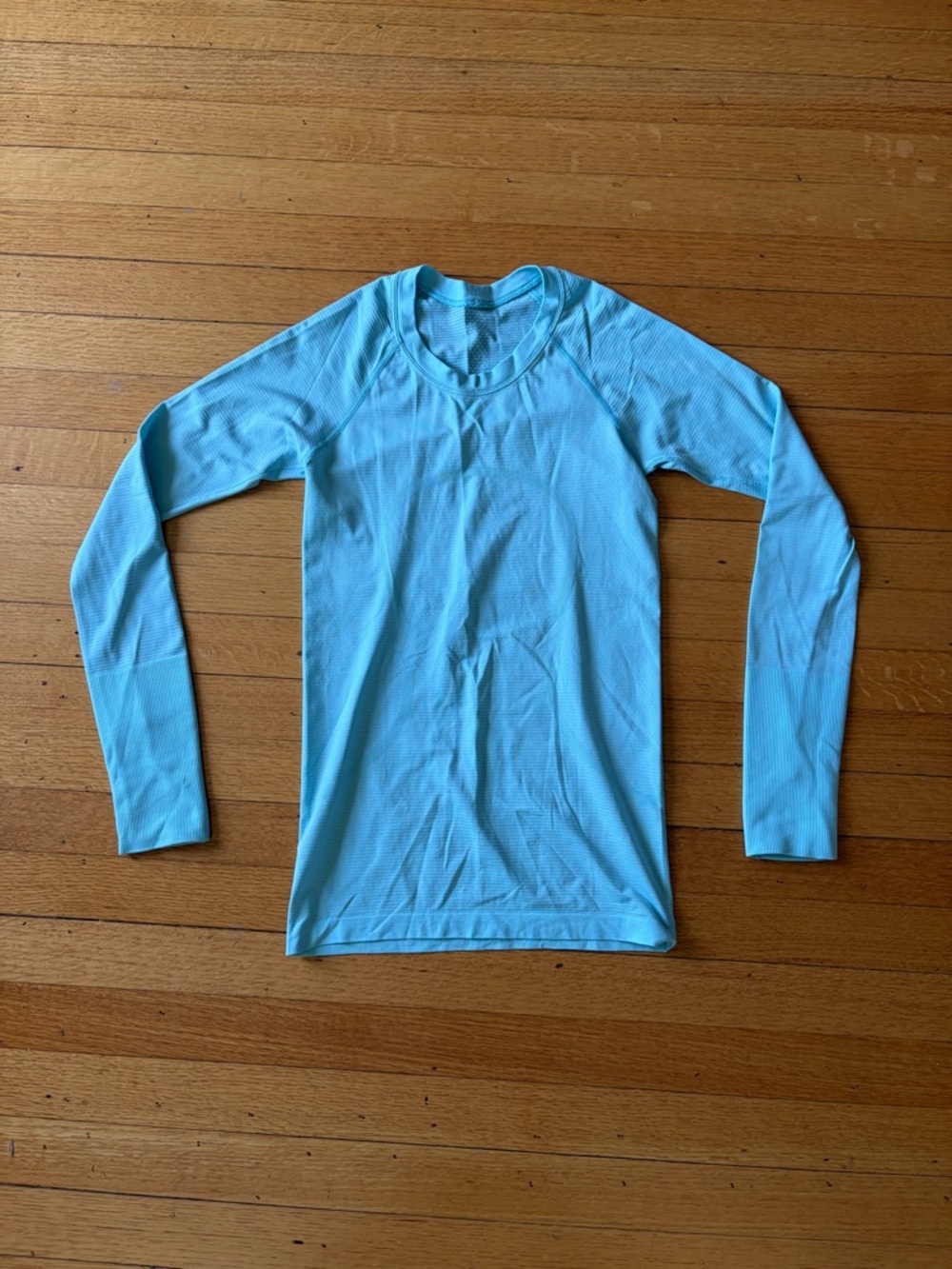 Lululemon Swiftly Long Sleeve Icing Blue 4